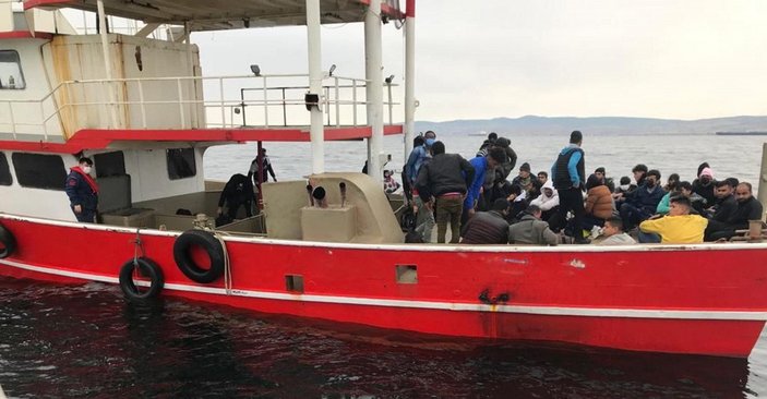 Tekirdağ’da, 195 kaçak göçmeni taşıyan tekne çalıntı çıktı
