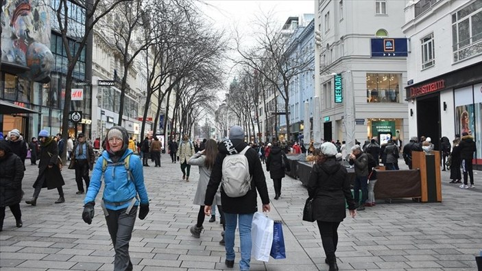 Avusturya’da, sokağa çıkma yasağı uygulanacak