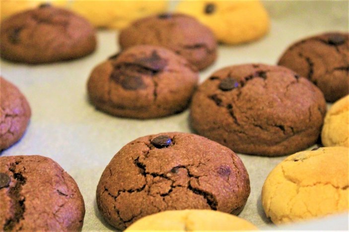 Kahve keyfinize leziz alternatif: Çikolatalı yumuşak kurabiye
