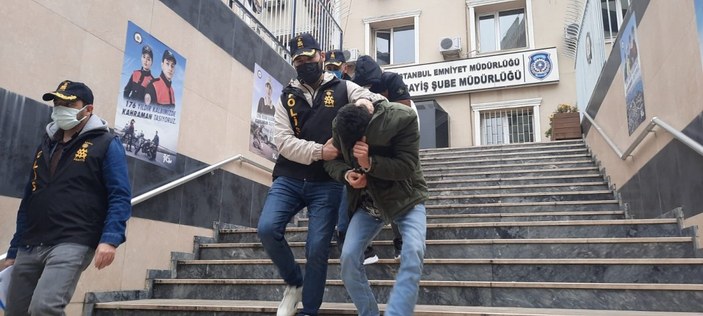 İstanbul'da çalıntı araçla 6 iş yeri soyanlar yakalandı