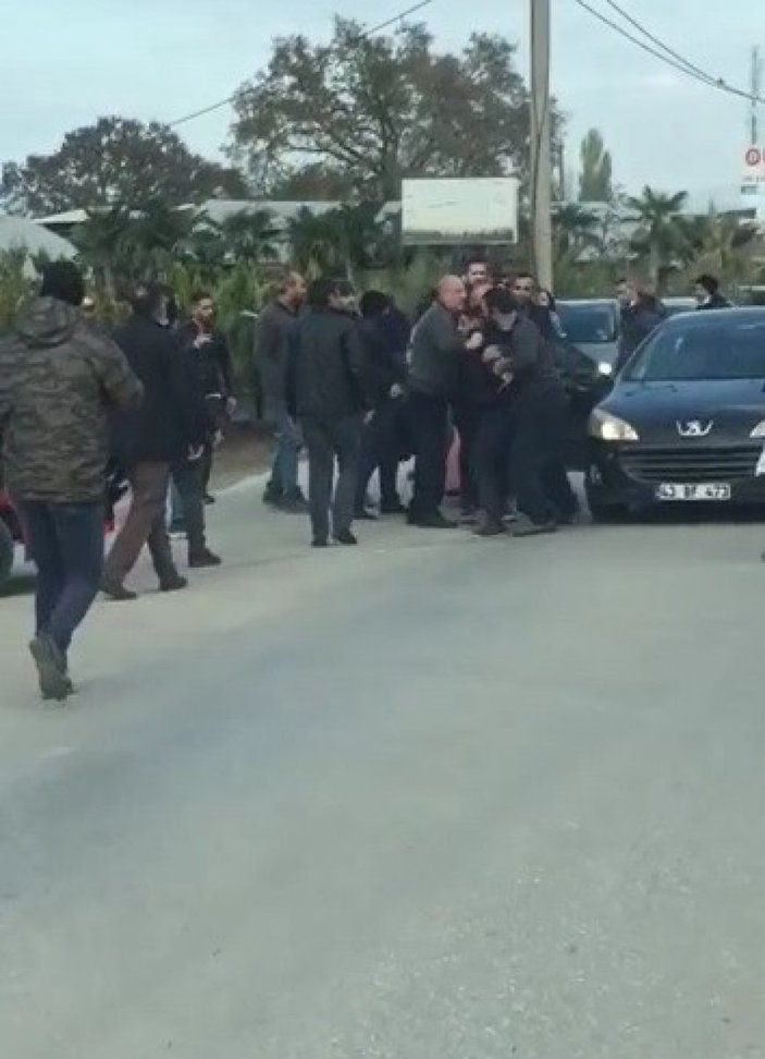 Bursa trafiğindeki 'yol verme' kavgaları