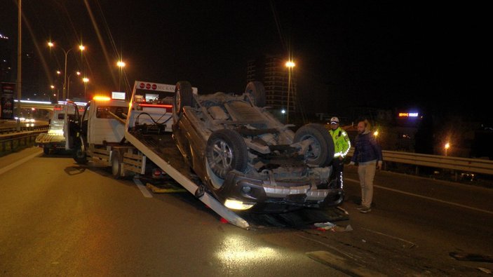 Maltepe’de makas atan sürücü kaza yaptırdı