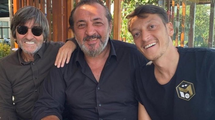 Rıdvan Dilmen: Barcelona, Mesut Özil'i istiyor