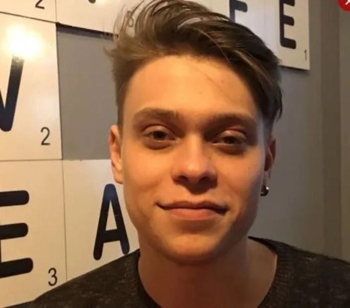 Yakışıklılık genetikmiş! Üç Kuruş'un Efe'si Ekin Koç'un kardeşi göründü...