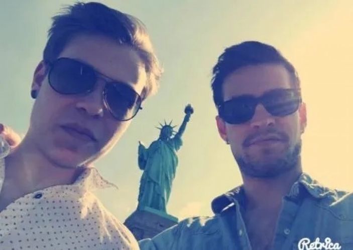 Yakışıklılık genetikmiş! Üç Kuruş'un Efe'si Ekin Koç'un kardeşi göründü...