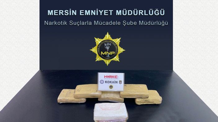 d Mersin'de muz yüklü konteynerde 6 kilo 750 gram kokain yakalandı