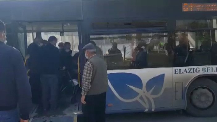 Elazığ'da otobüs şoförü, fenalaşan yolcu için güzergahını değiştirdi