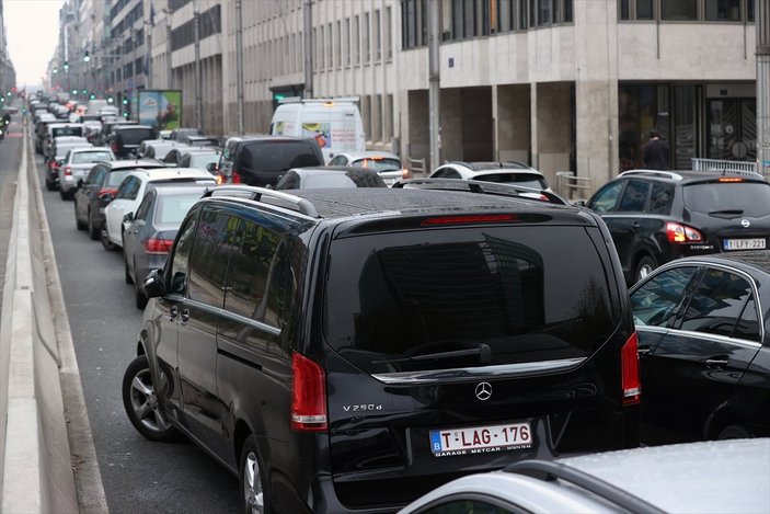 Belçika'da Uber sürücülerinden protesto