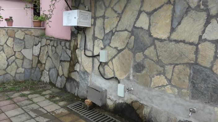 İstanbul'da köy çeşmesindeki sıra kavgasına kartlı çözüm