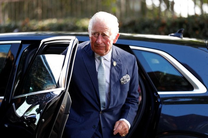 Prens Charles'ın, Archie'nin ten rengini sorduğu iddia edildi