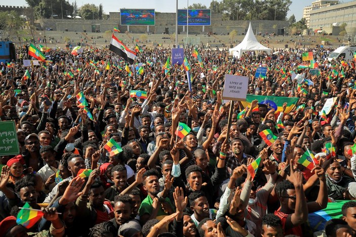 Etiyopya'da 1.76 milyon kişi evini terk etti