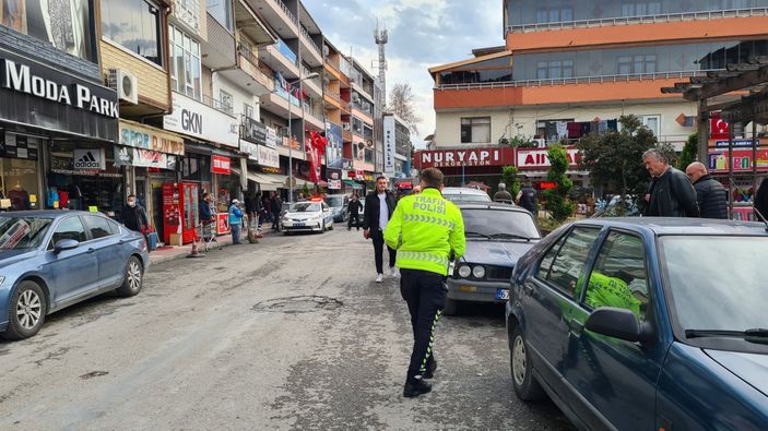 i Zonguldak'ta ehliyetsiz motosikletli küçük kıza çarptı