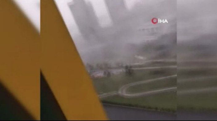 Başakşehir'de elektrik trafosu patladı
