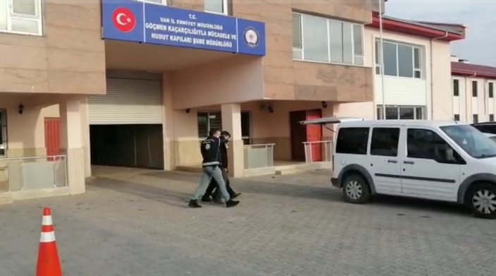 Van'da göçmen kaçakçısı 18 organizatöre ceza kesildi
