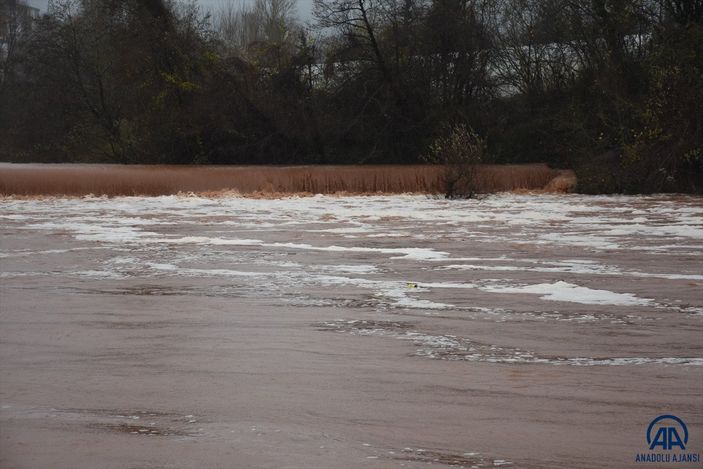 a Bartın Irmağı’ndaki köpürmelerle ilgili inceleme başlatıldı