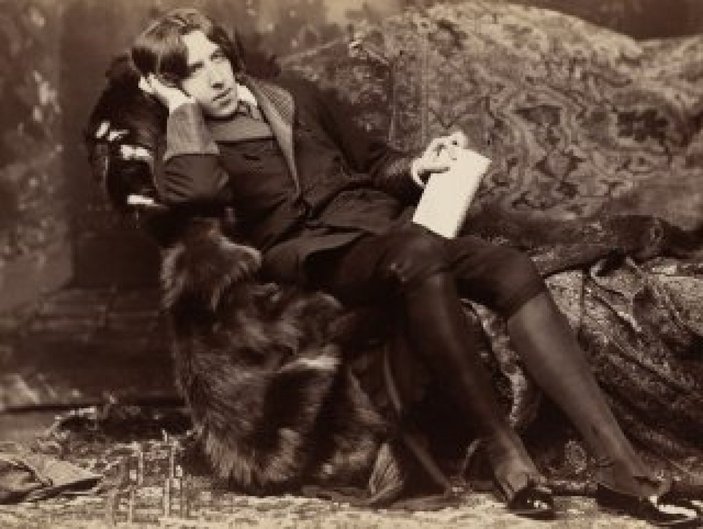 Dorian Gray'ın Portresi romanının yazarı Oscar Wilde'nın ölüm yıl dönümü