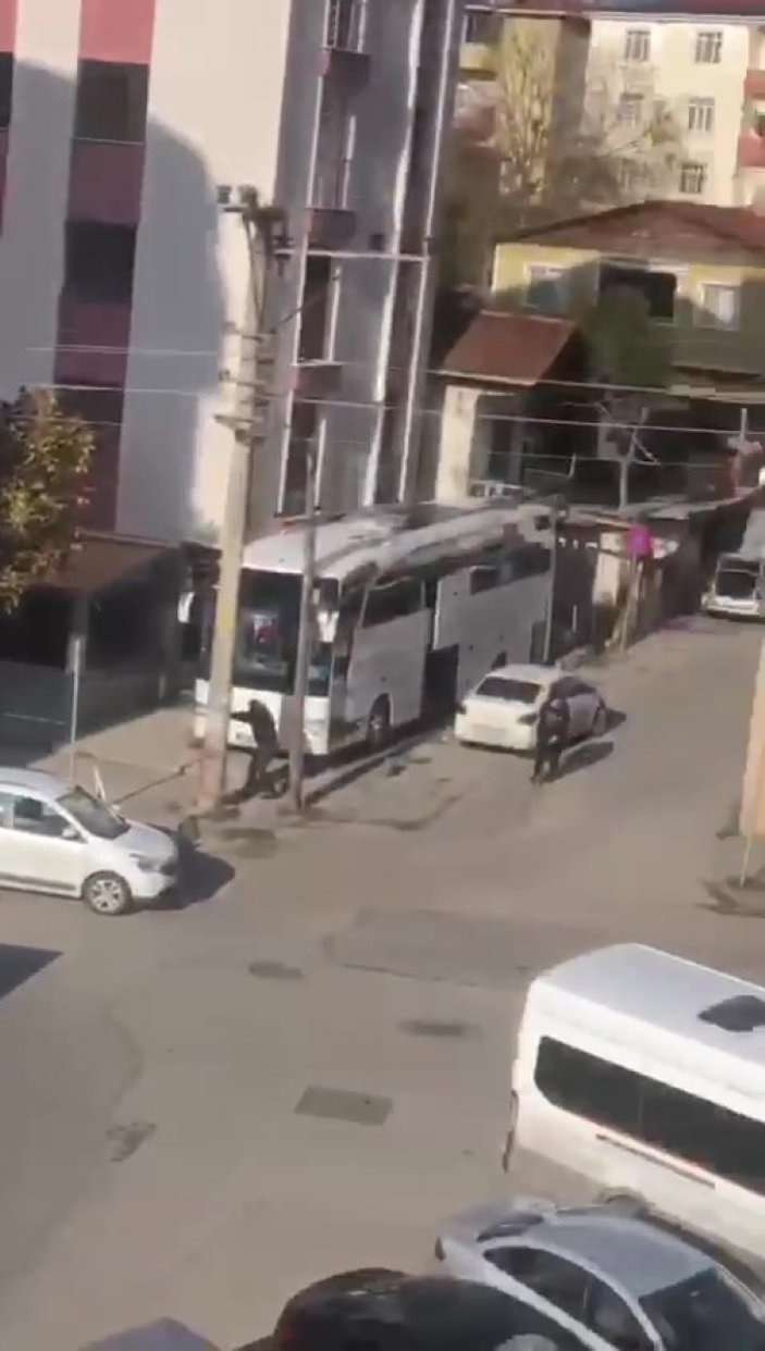 Kocaeli'de sokak ortasında silahlı çatışma: 3 yaralı