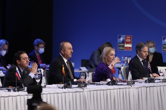 Mevlüt Çavuşoğlu: Cumhurbaşkanımız, cuma günü Putin ile konuşacak