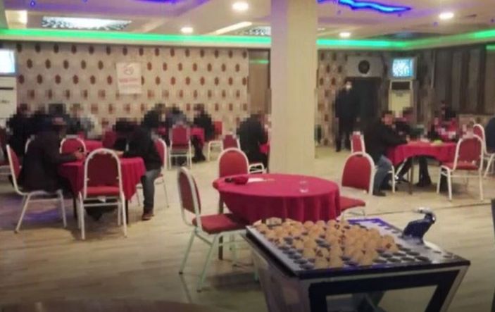 i Gaziantep'te kumar oynandığı tespit edilen iş yerine baskın