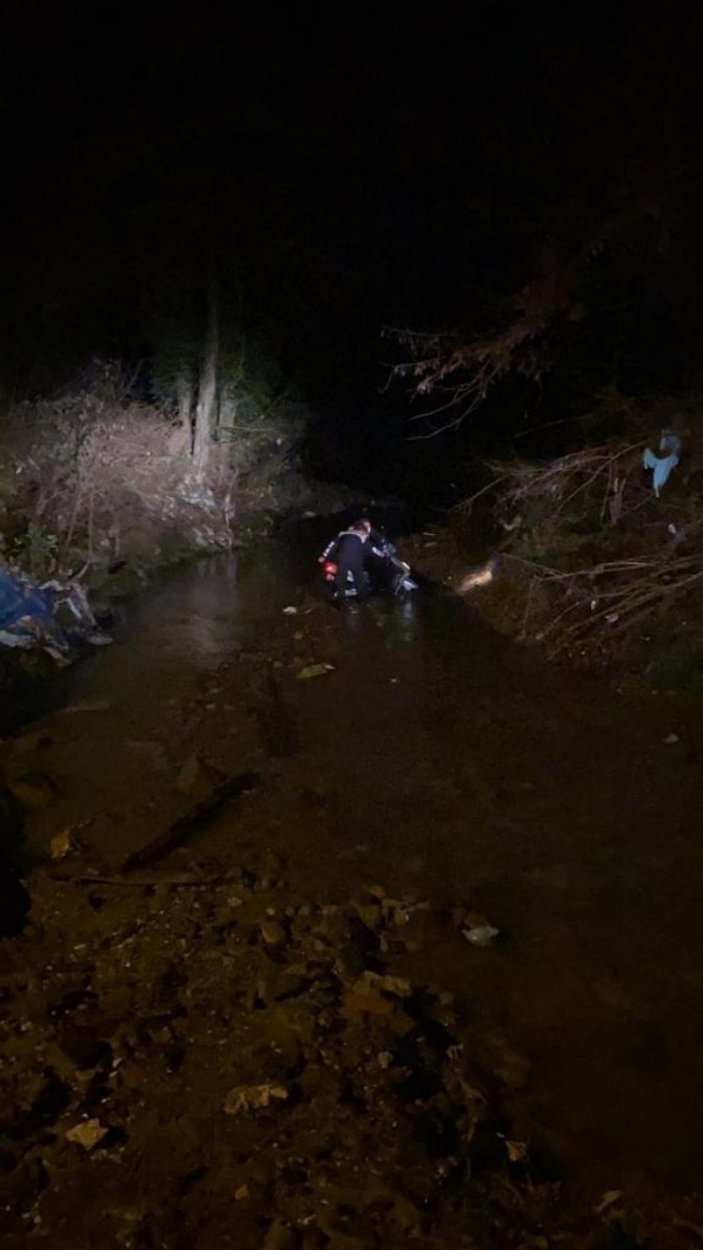 Düzce'de çaldığı motosikleti gezdikten sonra dereye attı