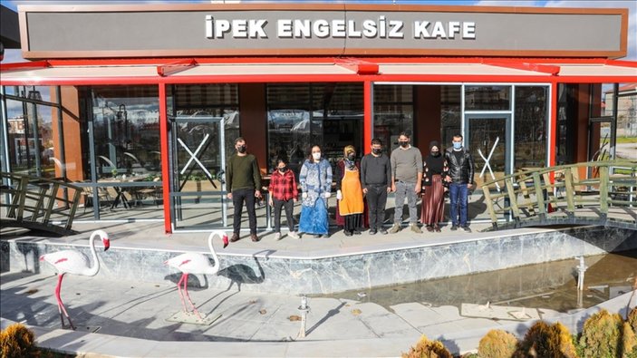 Van'da açılan kafe engelli vatandaşlara istihdam sağladı