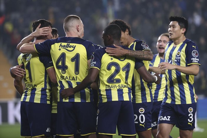 Fenerbahçe, Rizespor'u 4 golle geçti