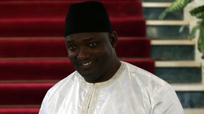 Gambiya'da Adama Barrow yeniden Cumhurbaşkanı seçildi