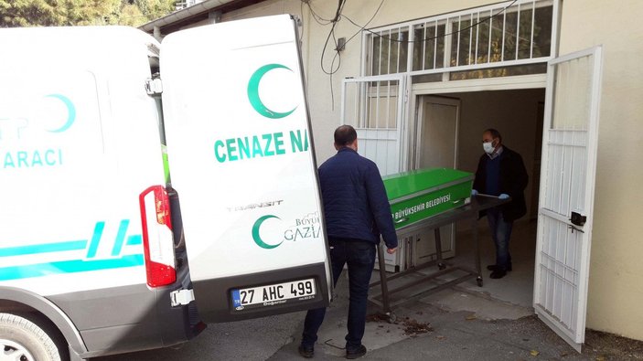 Gaziantep’te nefes borusuna fıstık kaçan 5 yaşındaki çocuk kurtarılamadı