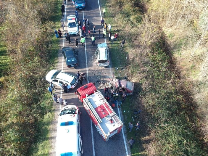 Sinop'ta zincirleme kaza: 2 ölü 3 yaralı
