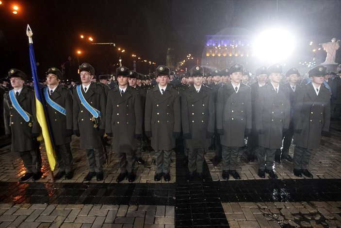 Ukrayna Silahlı Kuvvetleri'nin 30'uncu kuruluş yıl dönümü kutlandı