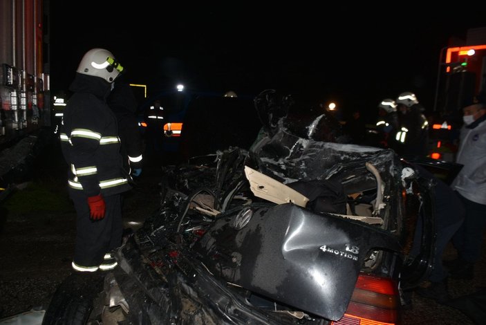 Edirne'de kazada ölen 2 kişi, çalıştıkları hastanenin morguna kaldırıldı