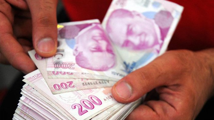 Trabzon'da 'FETÖ adınıza hesap açtı' deyip 240 bin lira dolandırdı