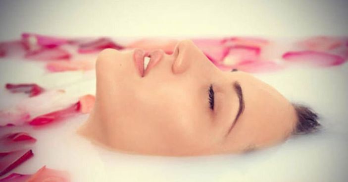 Yatak odanızda gül yaprağı kullanın, cinsel gücünüzü artırın