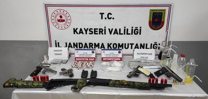 Kayseri'de evden cephane çıktı