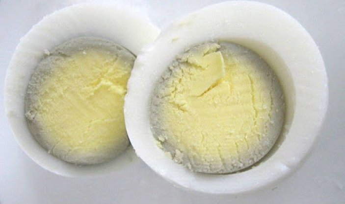 Haşlanmış yumurtadaki yeşillenmenin sebebi