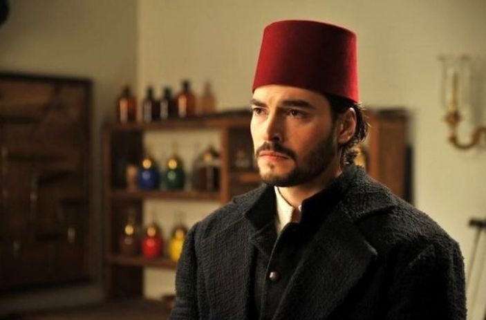 Kaderimin Oyunu'nun yıldızı Akın Akınözü'nün kilolu haline bakın! Tam 50 kilo vermiş...