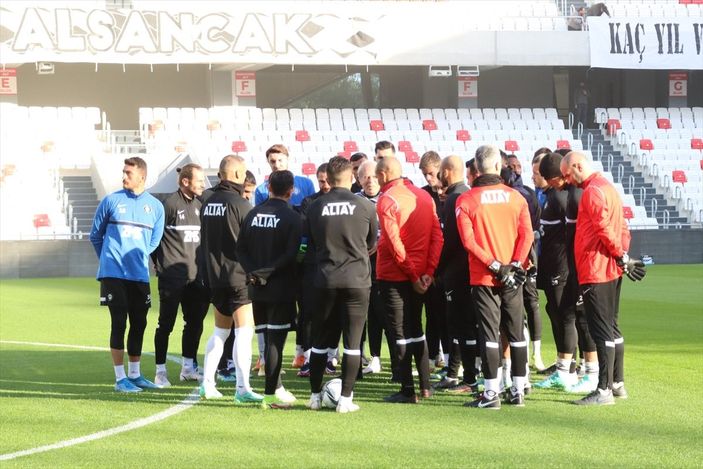 a Mustafa Denizli'nin gurur maçı