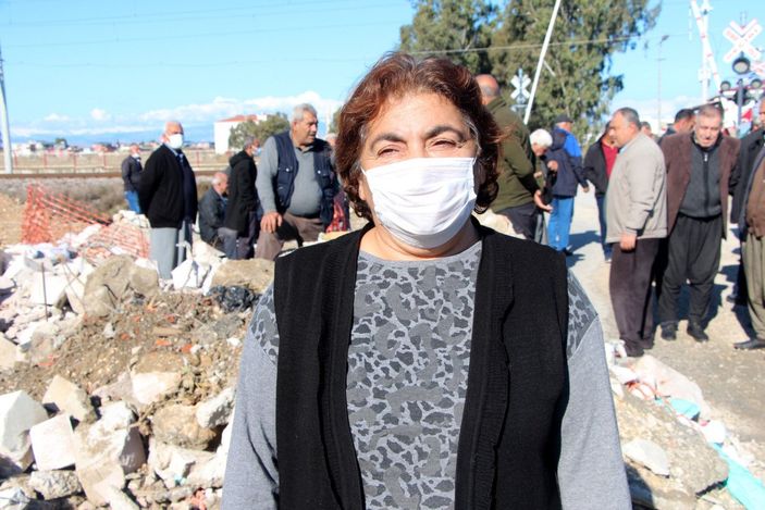 d Adana’da belediye yol satınca mahalleli zor durumda kaldı