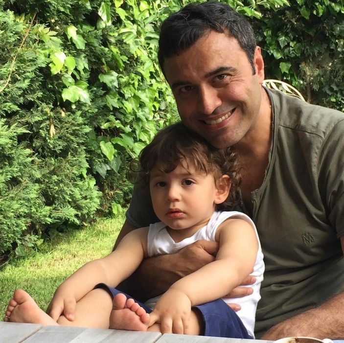 Funda Arar'ın gözlerden uzak büyüttüğü oğlu Aras