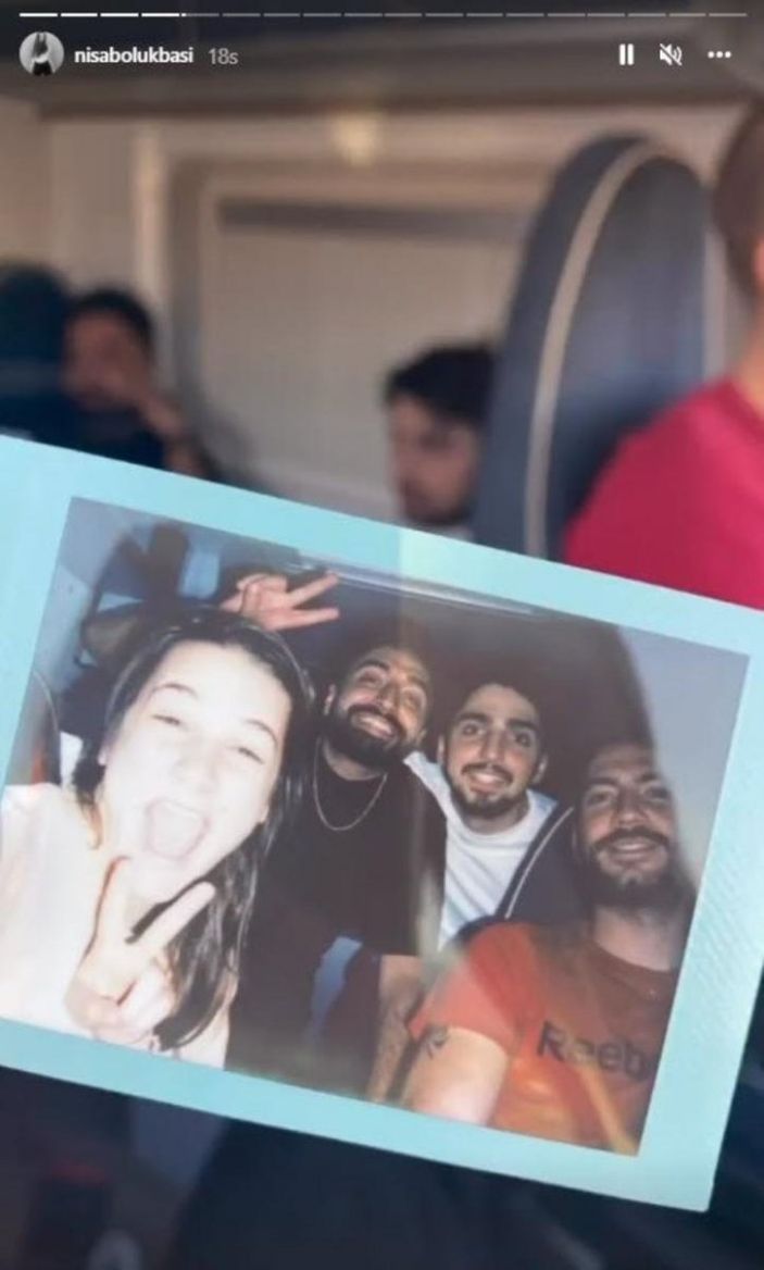 Aşkı yine Survivor'da buldu! Nisa Bölükbaşı şampiyon isimle anılıyor...