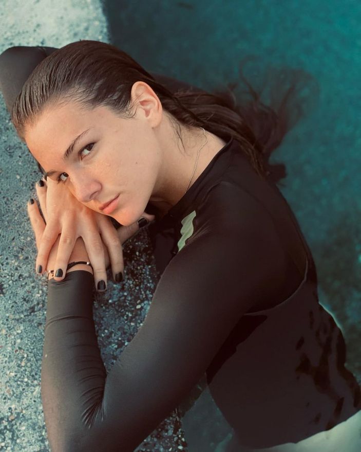 Aşkı yine Survivor'da buldu! Nisa Bölükbaşı şampiyon isimle anılıyor...