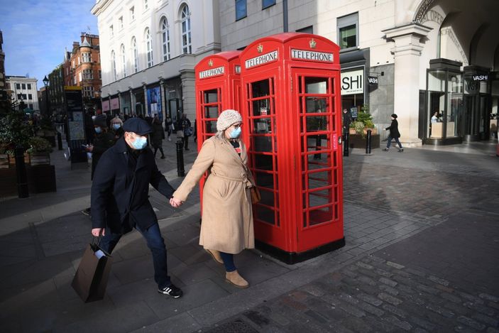 İ İngiliz uzmanlardan korkutan senaryo: 75 bin ölüm olabilir