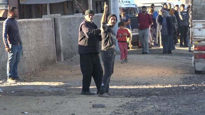 i Aksaray'da köpek yumurtaları yedi, tüfek, taş ve sopalar konuştu