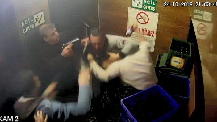 d Bursa'da, ganyan bayisindeki cinayeti adli tıp kurumu raporu çözecek