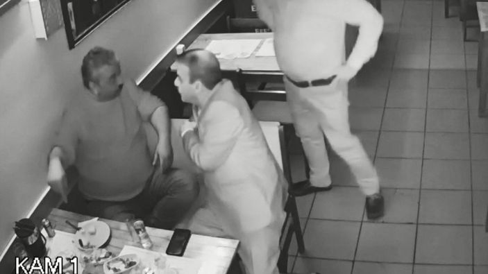 d Bursa'da, ganyan bayisindeki cinayeti adli tıp kurumu raporu çözecek