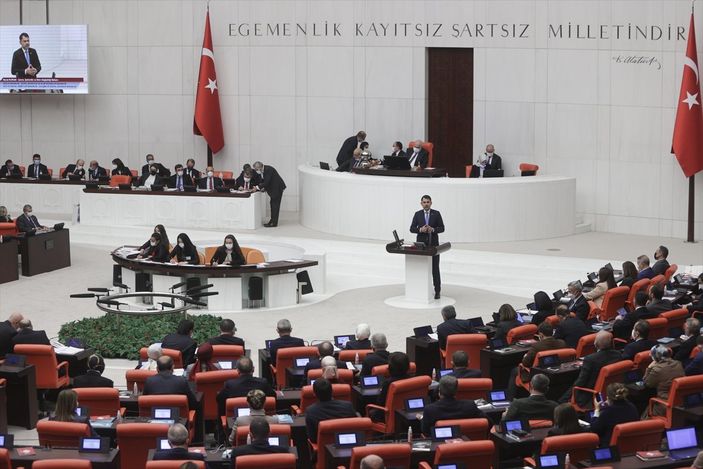Murat Kurum'dan HDP'ye: Siz dağ diyorsunuz biz eğitim