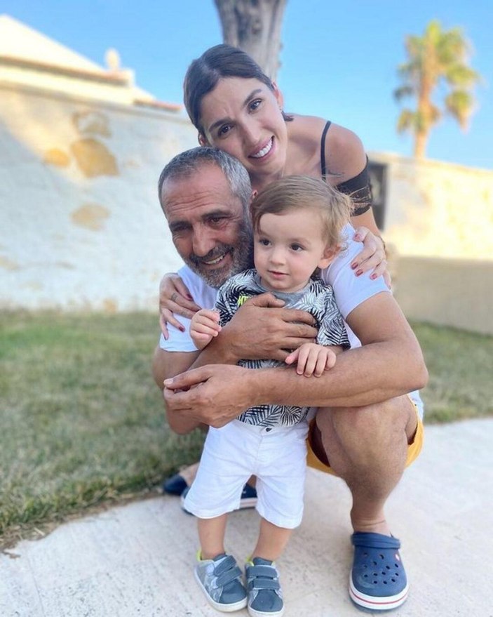 Teşkilat'ın Adem'i Yavuz Bingöl'ün kızı Sinem Türkü Bingöl'e bakın! Hem de ünlü bir manken