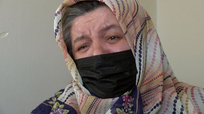 d Bursa’da polisin kurşunuyla ölen oğlunun yasını tutuyor