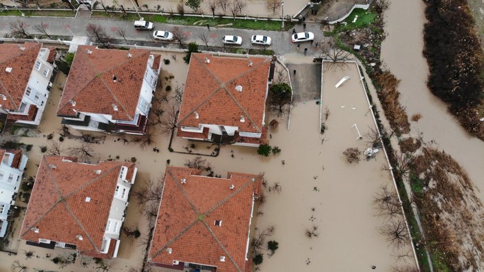 Edirne'de sel felaketi: Evler suya gömüldü
