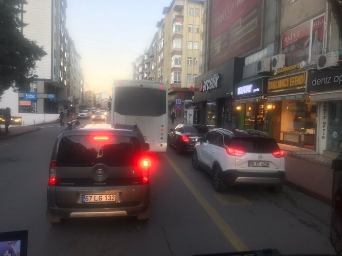 Zonguldak’ta, kaza sonrası sürücülerin kavgası kamerada